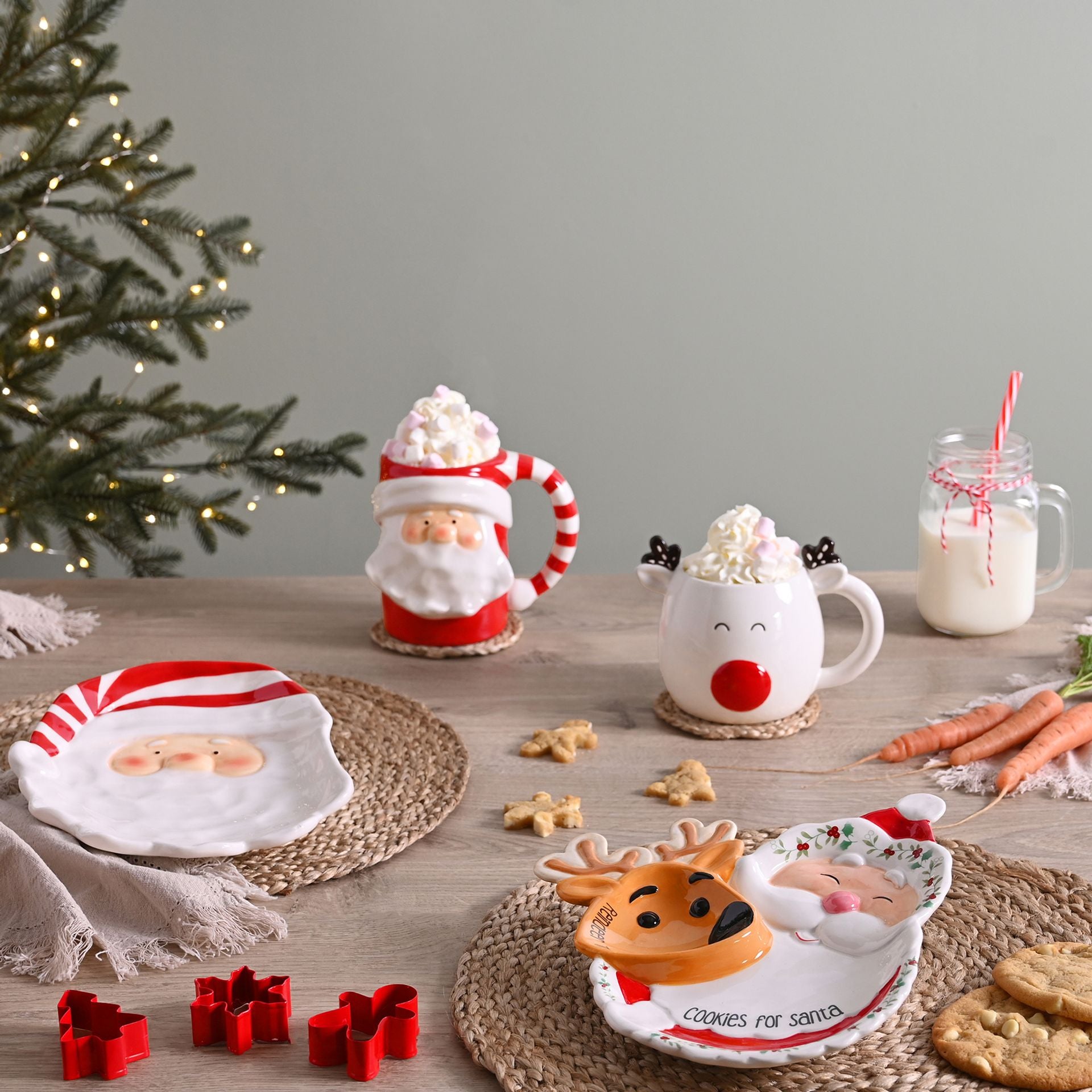 Ceramic Plate - Santa & Reindeer Treats
