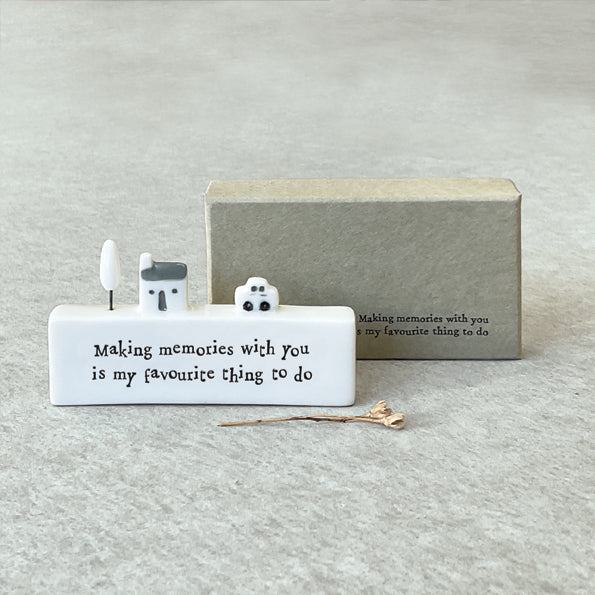 Little Porcelain Scene - Making Memories With You