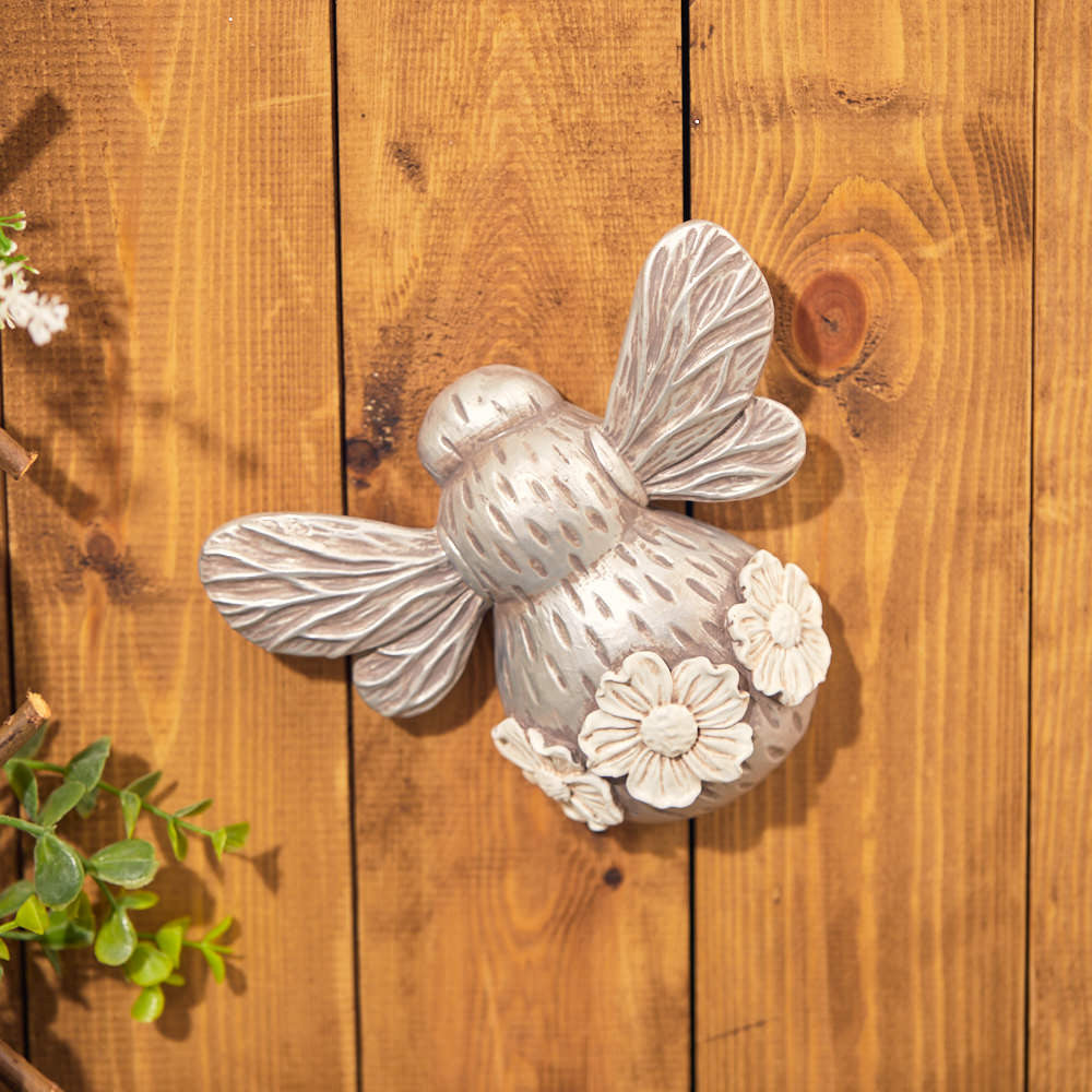 Daisy Bee Ornament