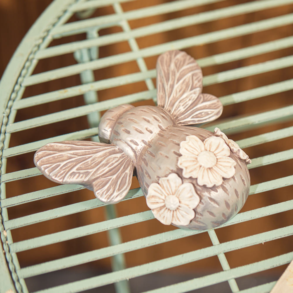 Daisy Bee Ornament