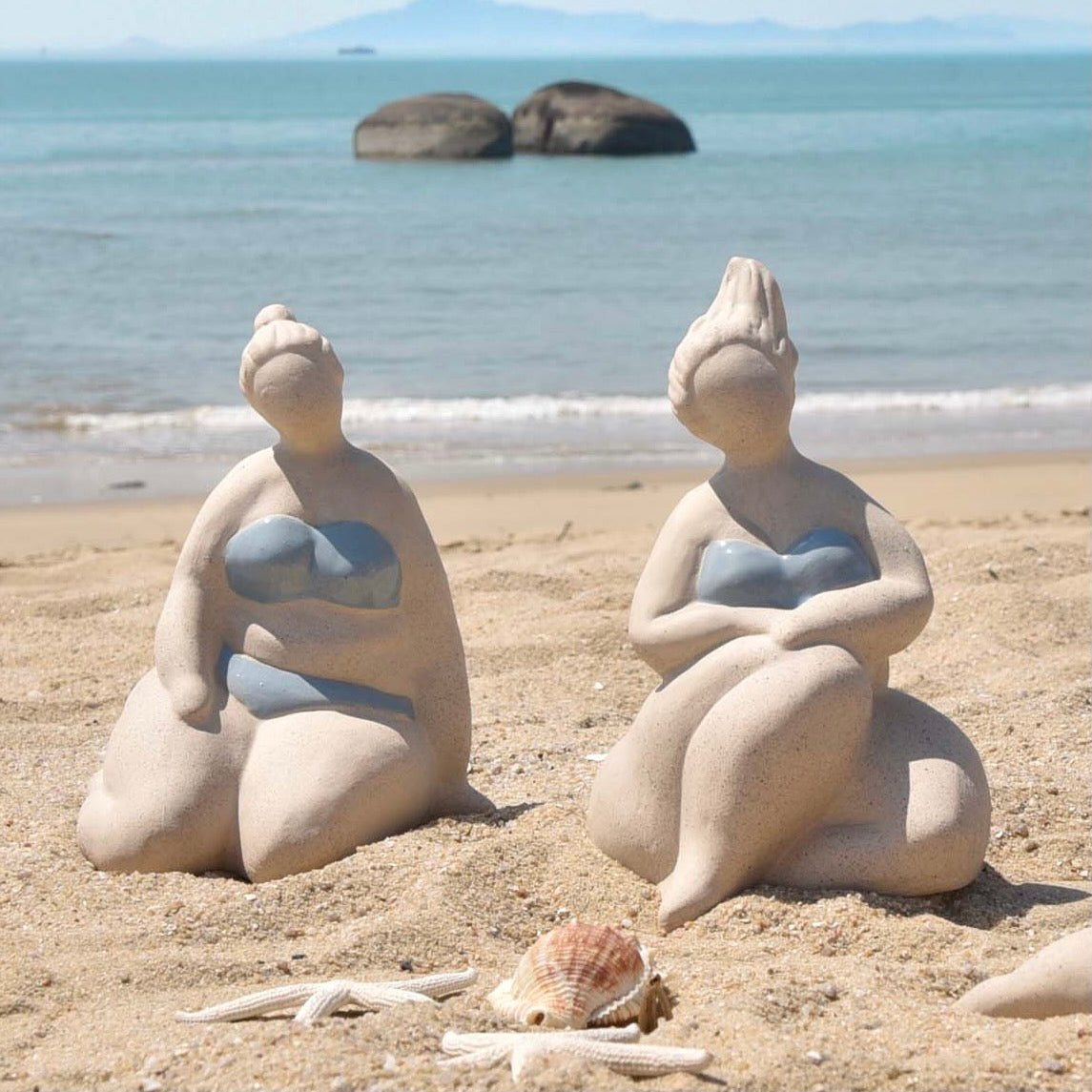 Lady Figurine - Seaside Posing