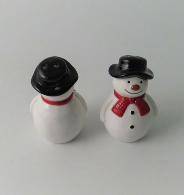 Salt & Pepper Shakers - Snowmen