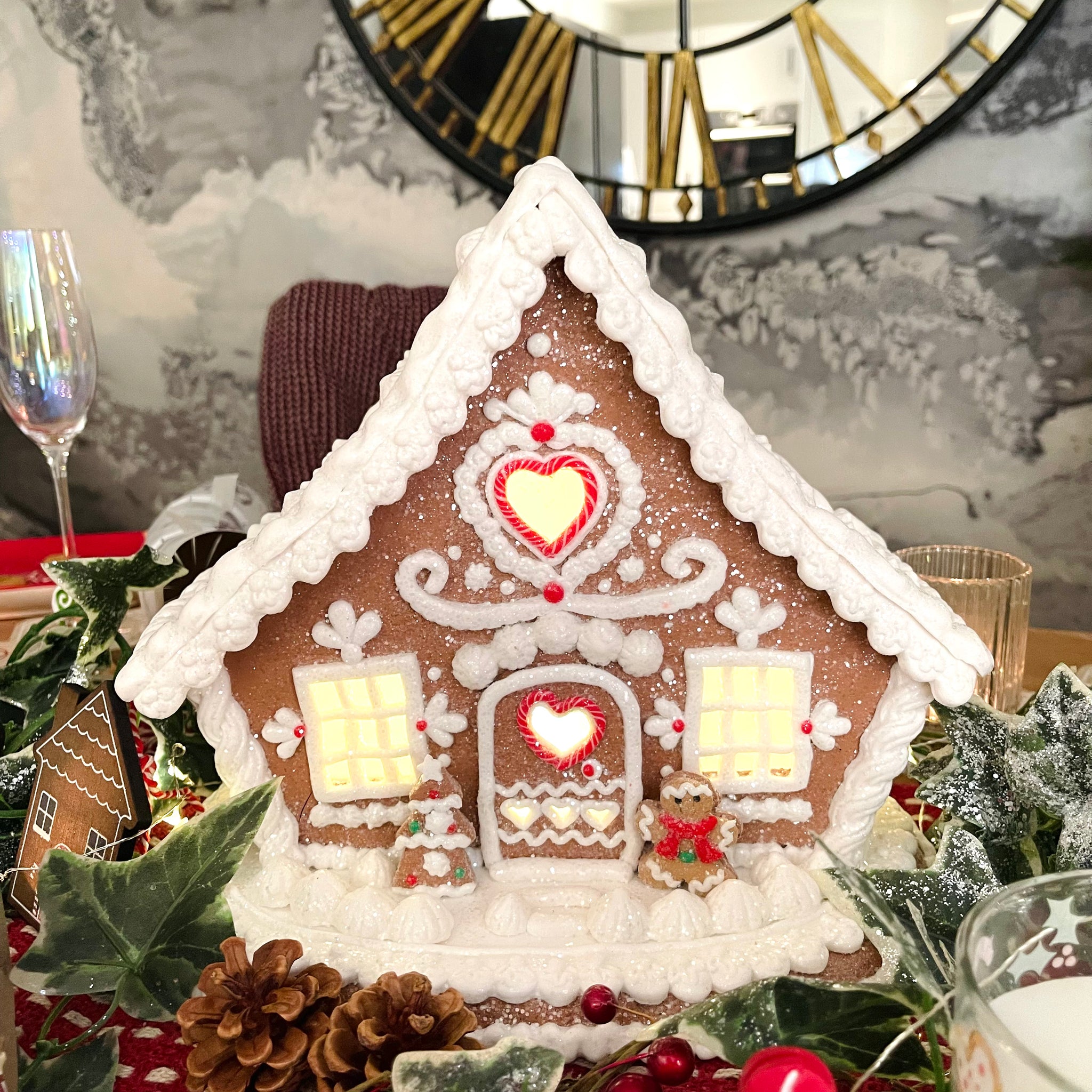Light Up Gingerbread House - Love Heart Cottage