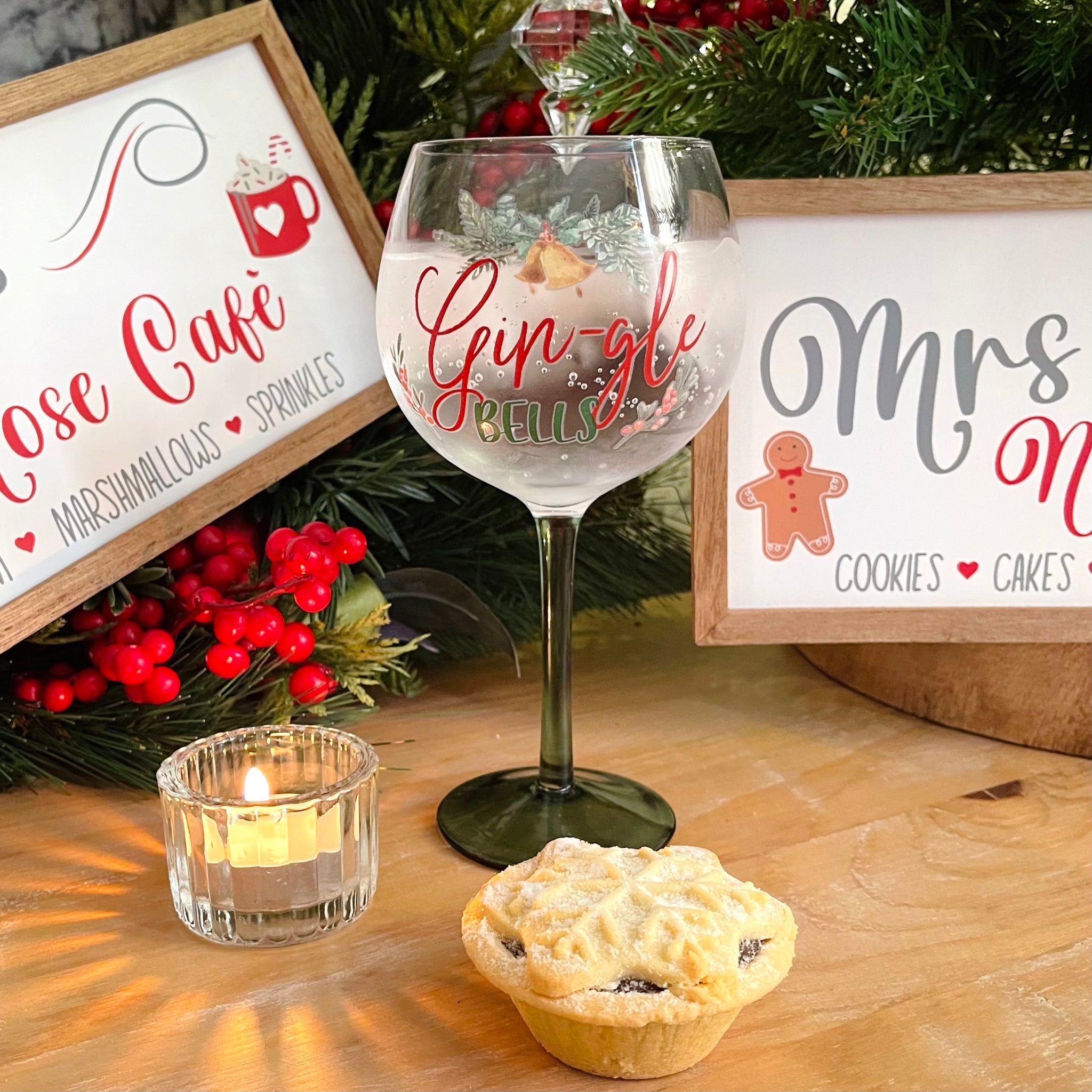 Christmas Gin Glass - 'Gin-gle' Bells